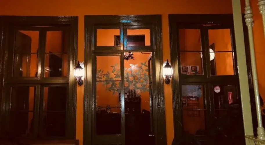 Domeyer Hostel