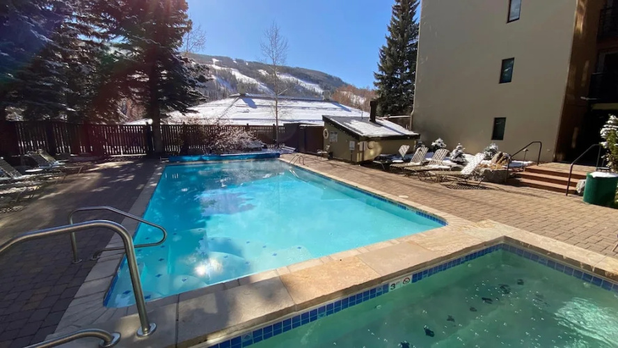 #307 Vail International