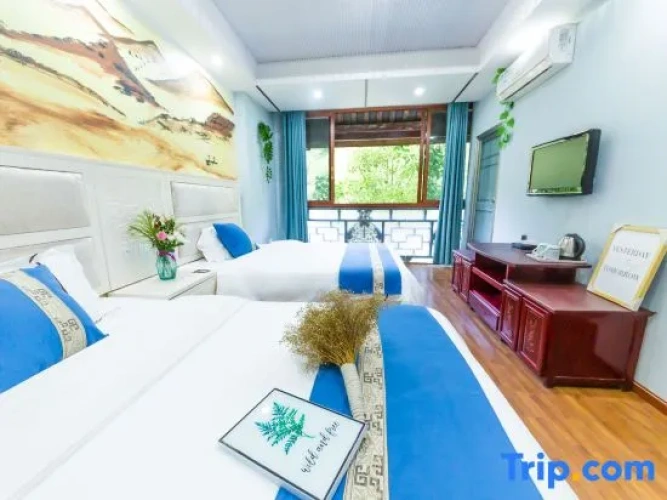Standard room with canal view