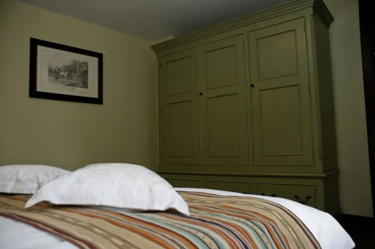 1 Bedroom Family Apartment