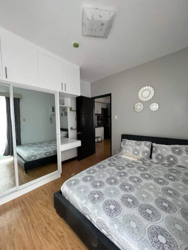 1 Br condo T2-8H