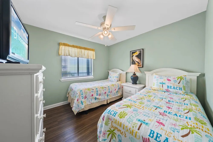 Romar Beach 203