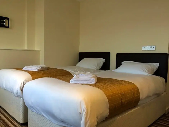 Sunny Days Hotel