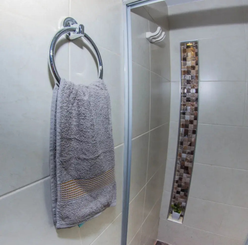 338 Home Hosting