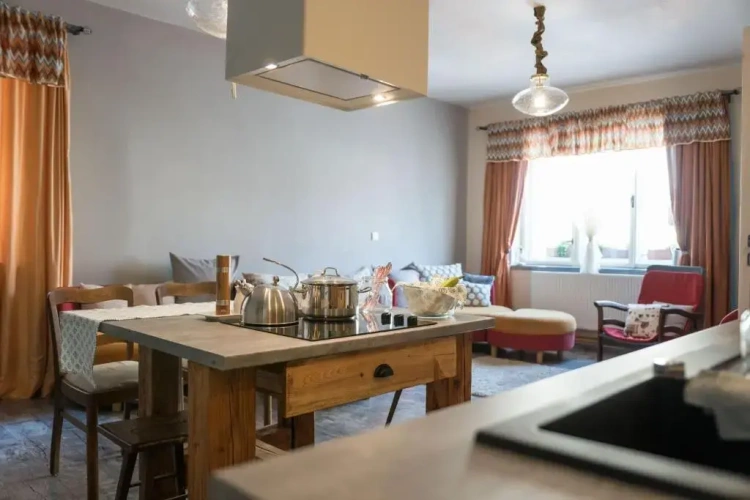 1 Bedroom Suite