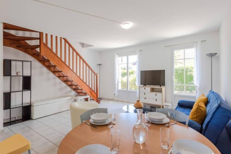2 Bedrooms Cottage