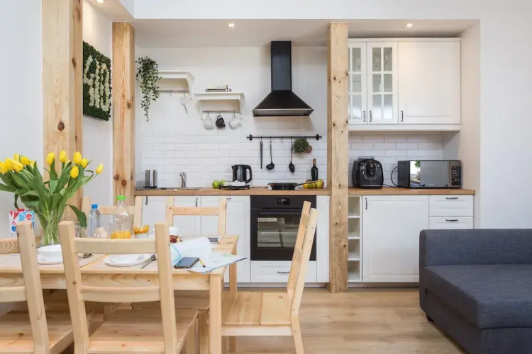 Inpoint Main Square Apartment
