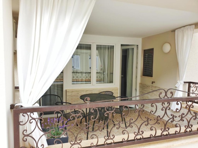2 Bedrooms Comfort Apartment with balcony and with view