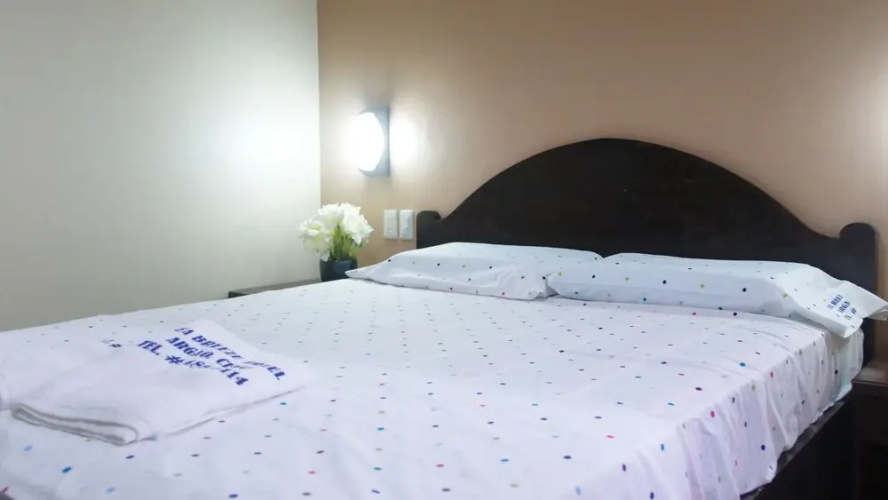 Sea Breeze Hotel