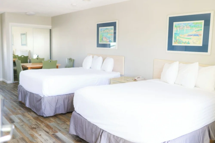 Quadruple Suite with courtyard view