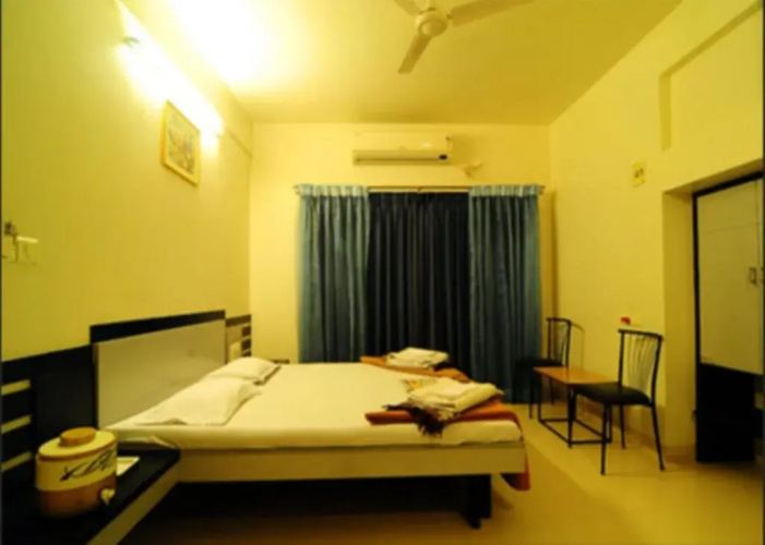 Hotel Rajmahal