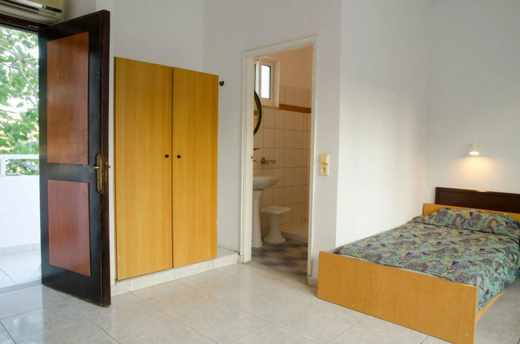 Gnest Apartments