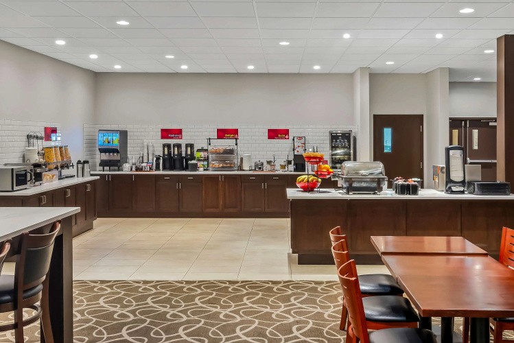 Best Western Plus Pitt Meadows Inn & Suites photo 26