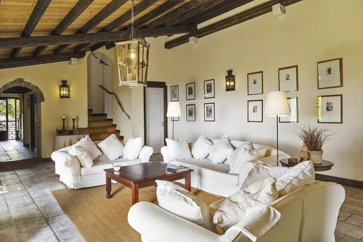 Villa Manavra