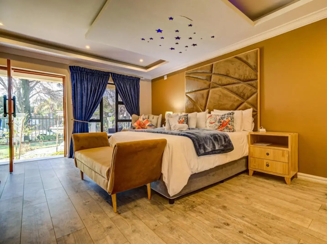 Eagle Rock Executive Guest House