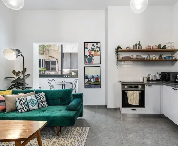 1 Bedroom Apartment with balcony