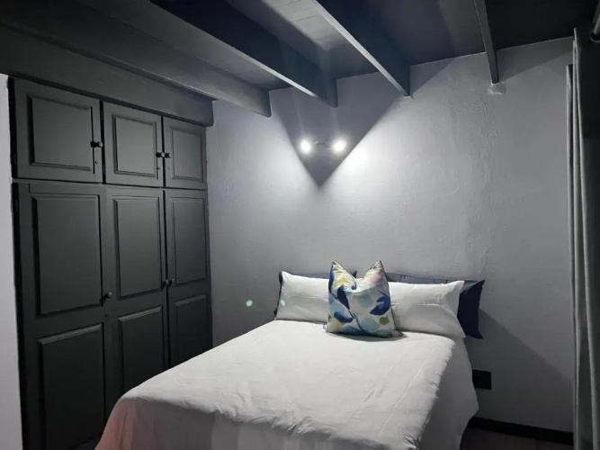 Acoustic Guest House