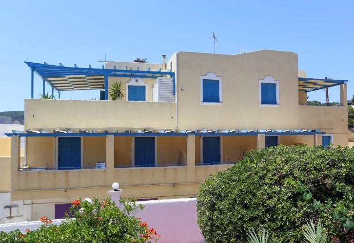 2 Bedrooms Single Apartment with balcony and with sea view