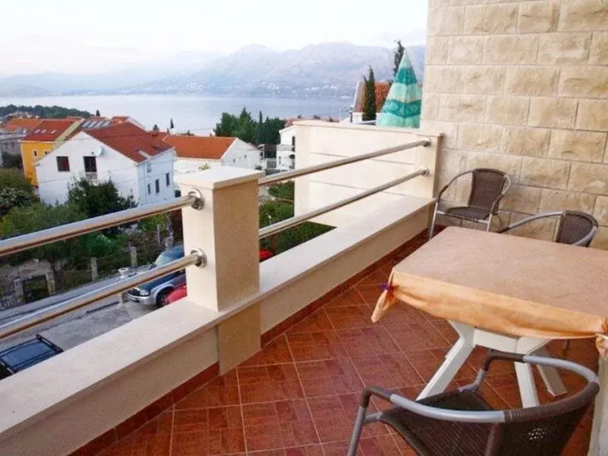 Apartments Miljas
