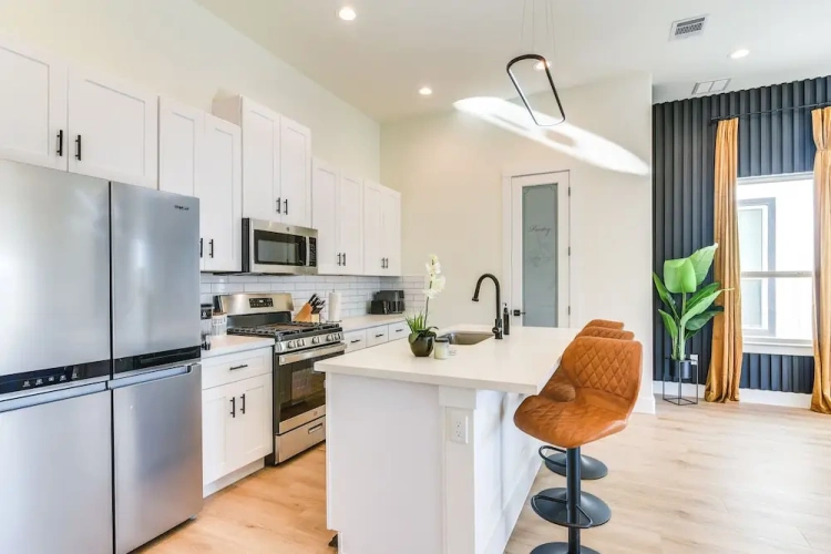 3 Bedrooms Cottage