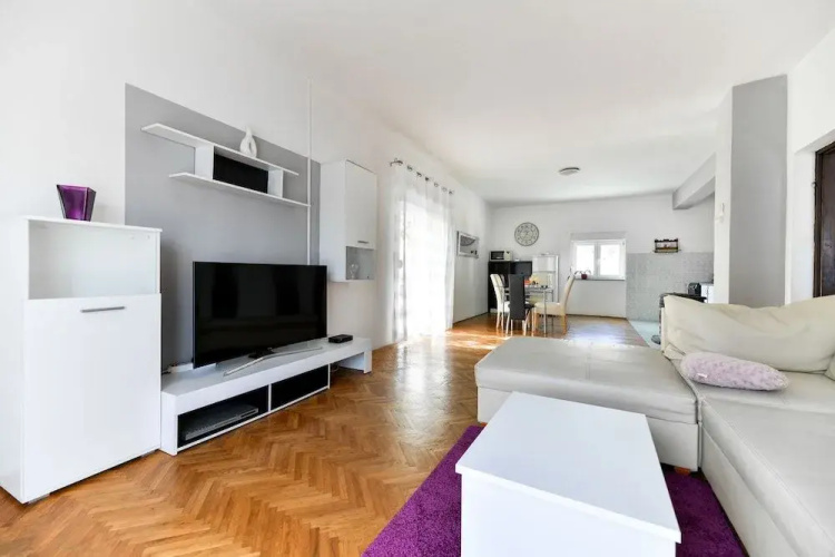 Villa Medun- private pool, bbq, parking, airconditioning
