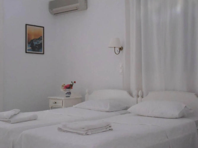 Nissiotiko Hotel