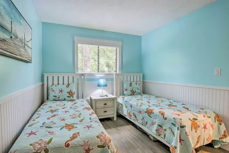 2 Bedrooms Apartment