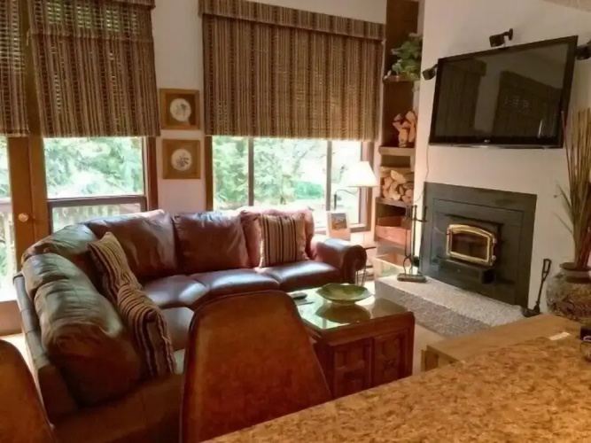 Mt Baker Lodging Condo 31- Sleeps 2