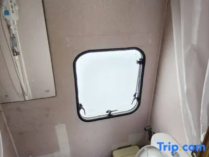 White House Beach Camping Caravans