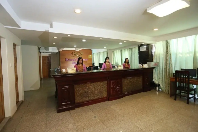Royal Power Hotel
