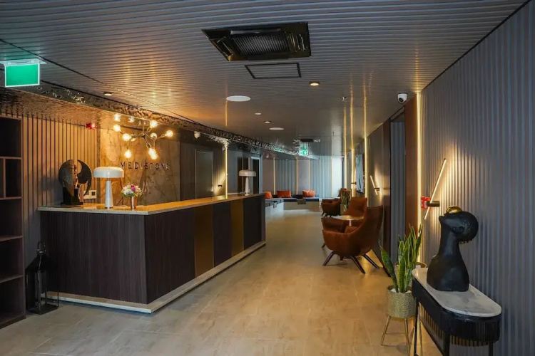 Hotel Medistone