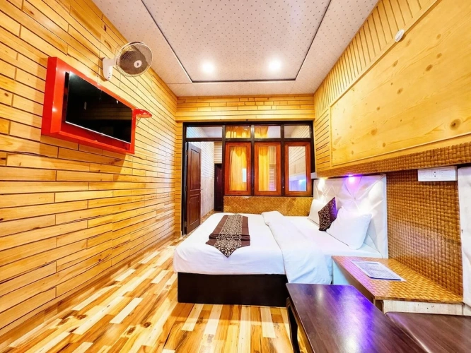 Deluxe Quadruple room