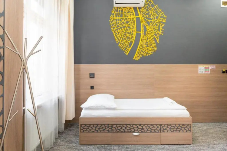 E14 Design Hostel