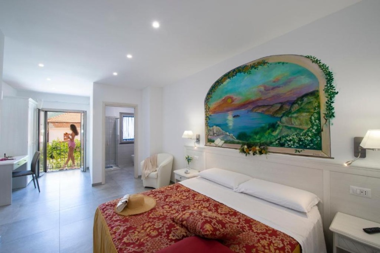 Deluxe Double room with balcony