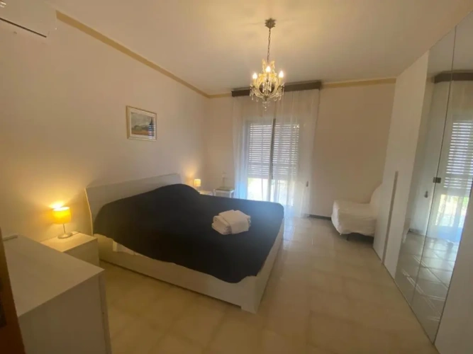 3 Bedrooms Apartment