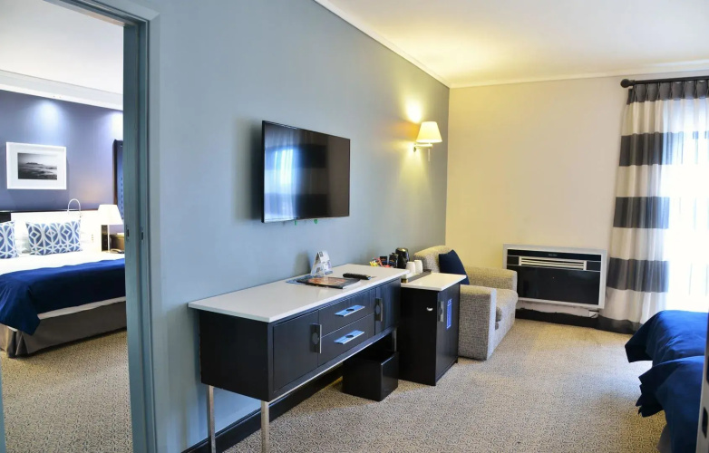 The Commodore Hotel