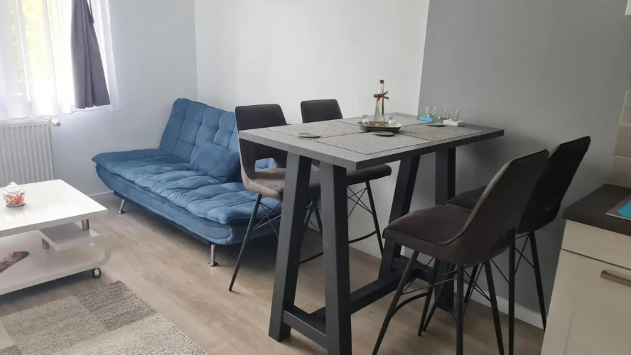 Phoenix Luxury Apartment