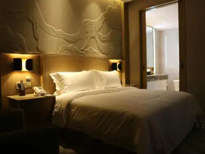 Xintiandi Jianguo Hotel