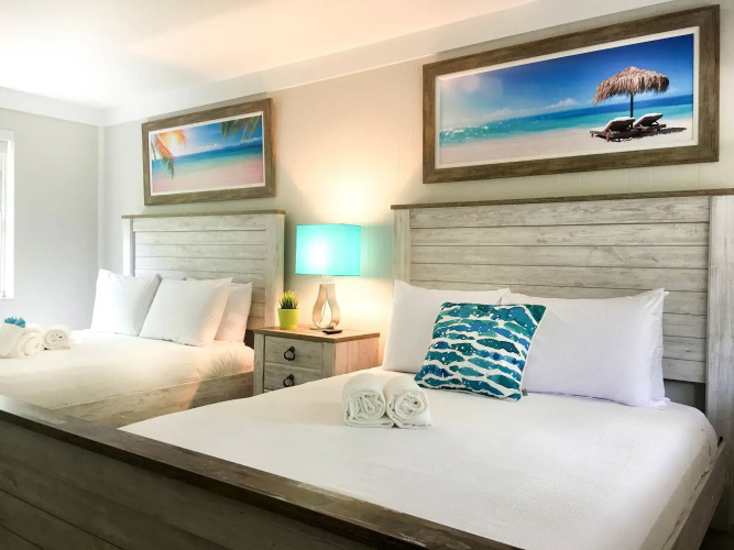 Drift Hotel