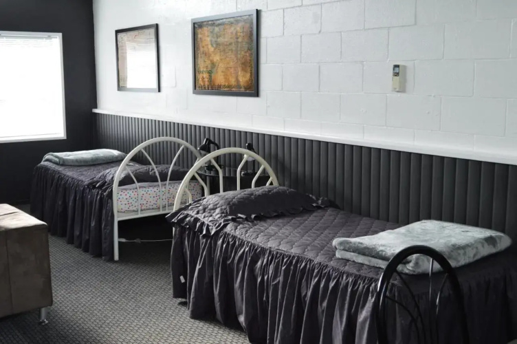 Poplar Creek B&B