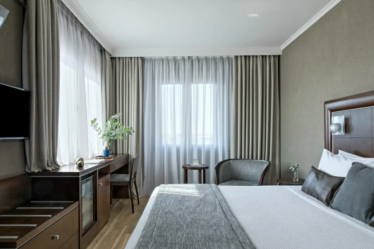 Superior Triple room