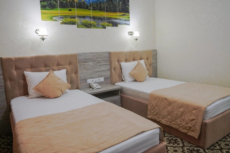 Level Hotel