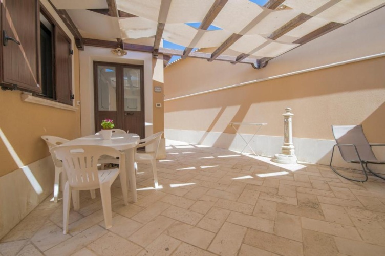 2 Bedrooms Apartment with balcony