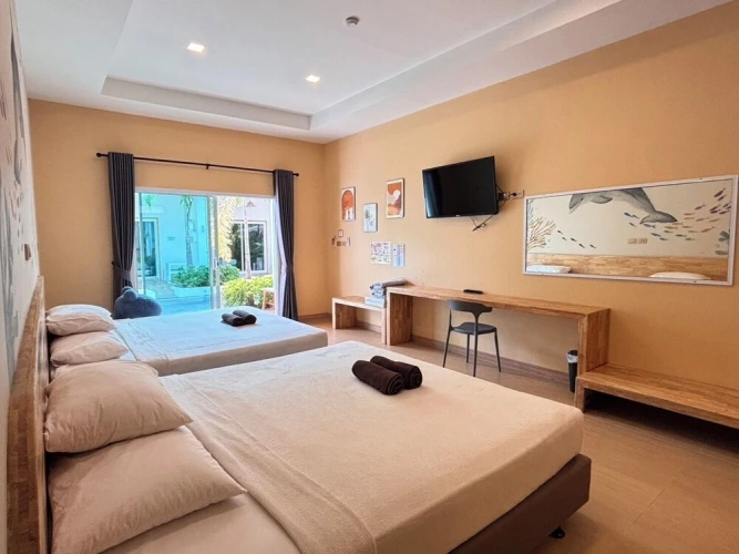 Standard Quadruple room beachfront