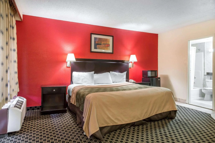 Econo Lodge West Haven
