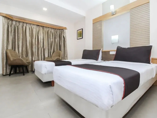 Deccan 8 by OYO Rooms