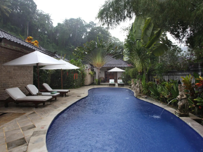 Tirta Ayu Hotel & Restaurant