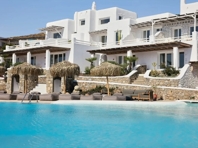 2 Bedrooms Grande Suite with panoramic sea view