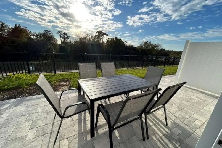 Modern 3Bd End Unit With Garage Water View 7904