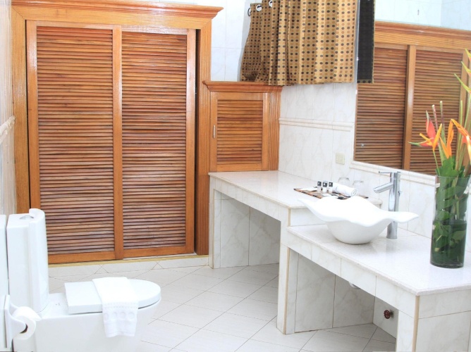 Superior Triple room